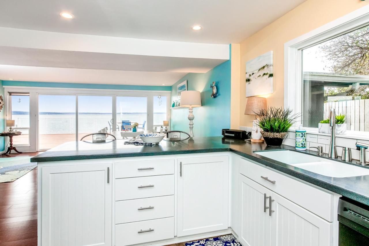 Spyglass Beach House Freeland Esterno foto